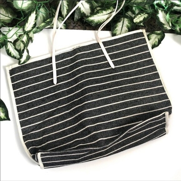 Lancôme Large Tote Purse Black/Off white Bag - Picture 2 of 8